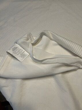 White Cotton Ribbed Zipper King Mattress Cover